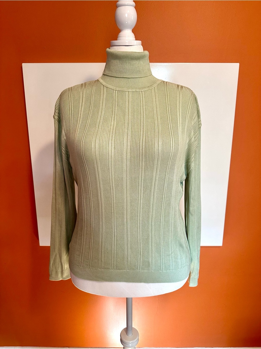 Barry Bricken Collection 100% Silk Sage Green Ribbed Turtleneck Sweater L